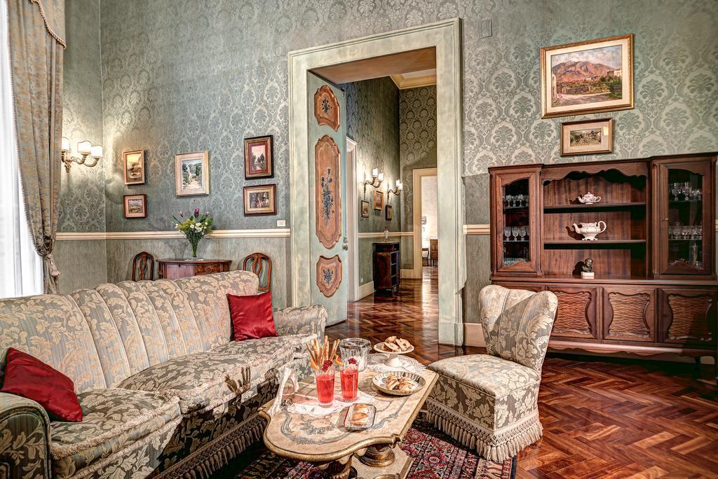 Arthouse Lady Marys Tribunali Luxury Suite ナポリ エクステリア 写真